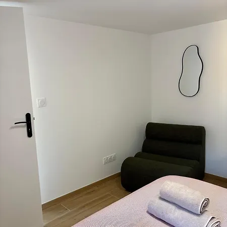 Cosy Neufs Climatises - 10 Minutes Des Plages *